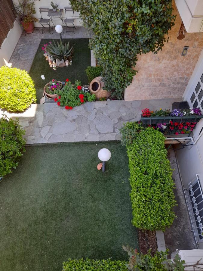 Cozy Apartments Near The Airport Artemida  Bagian luar foto